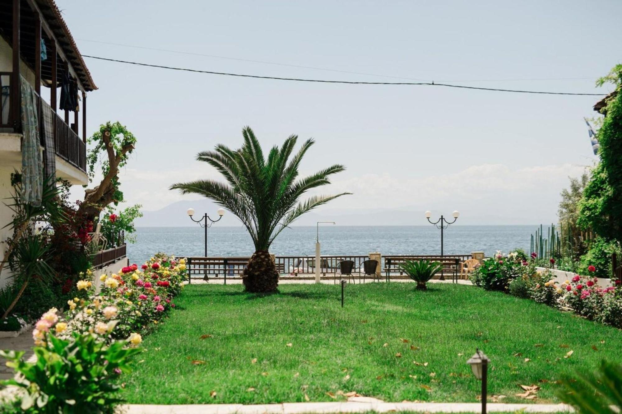 El Maisonette *